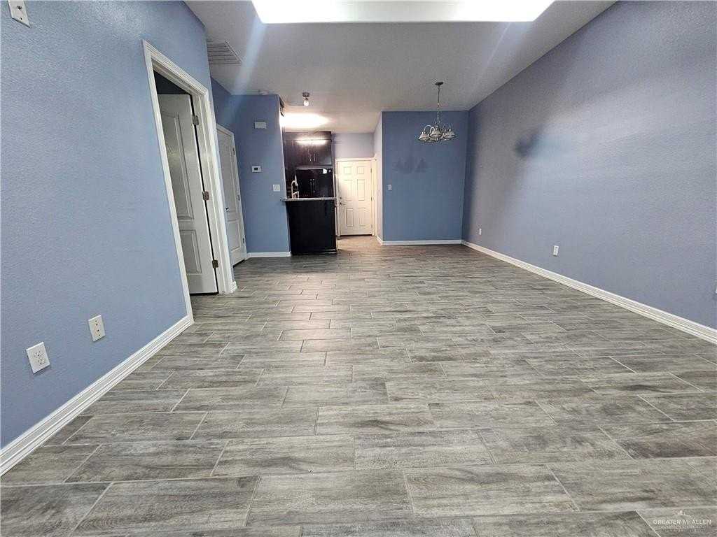 4012 Hawthorne Ave #3 - Photo 2 of 17