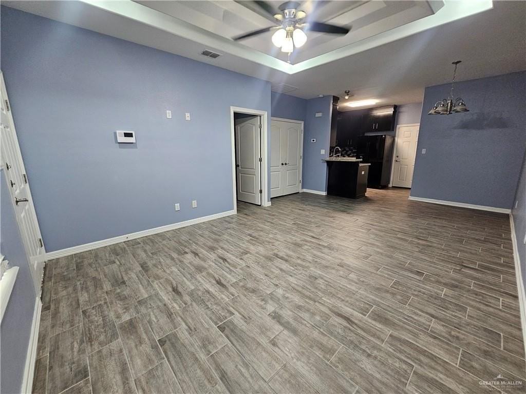 4012 Hawthorne Ave #3 - Photo 4 of 17