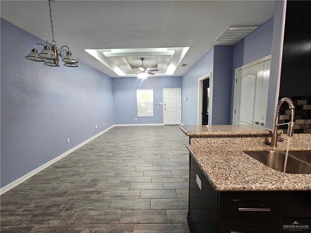 4012 Hawthorne Ave #3 - Photo 6 of 17