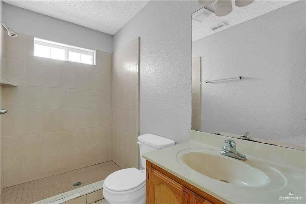 1821 W Portales Dr #2 - Photo 6 of 8