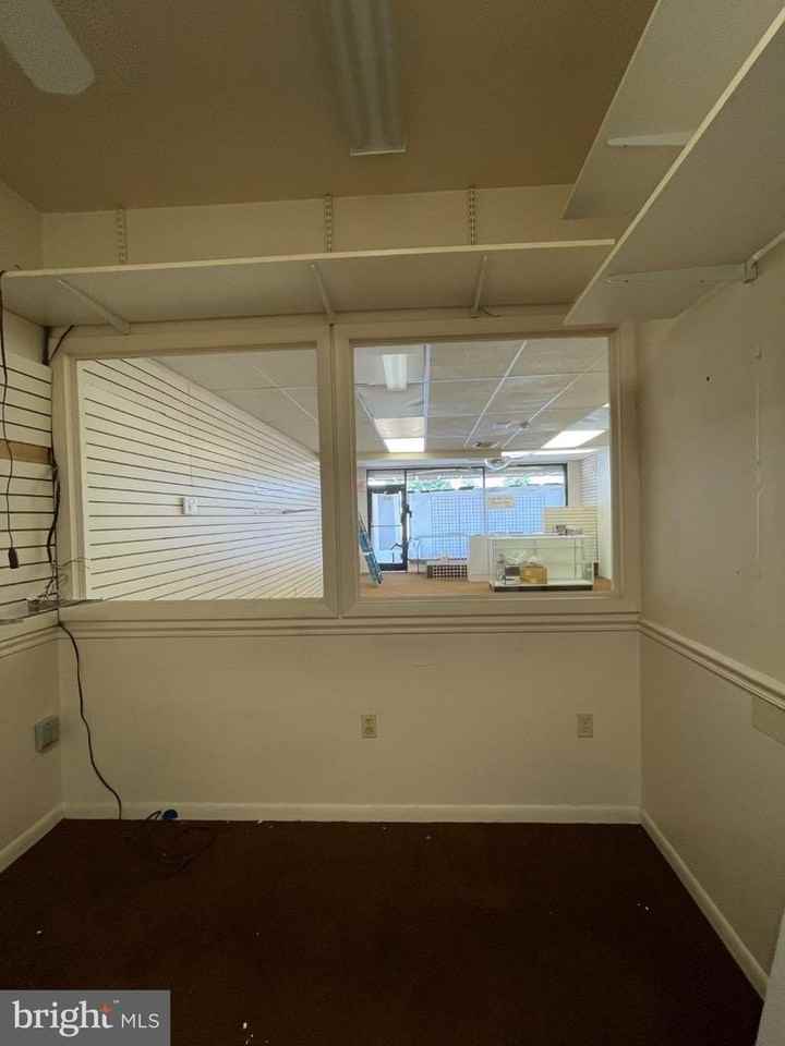 614 South Ave - Photo 5 of 9