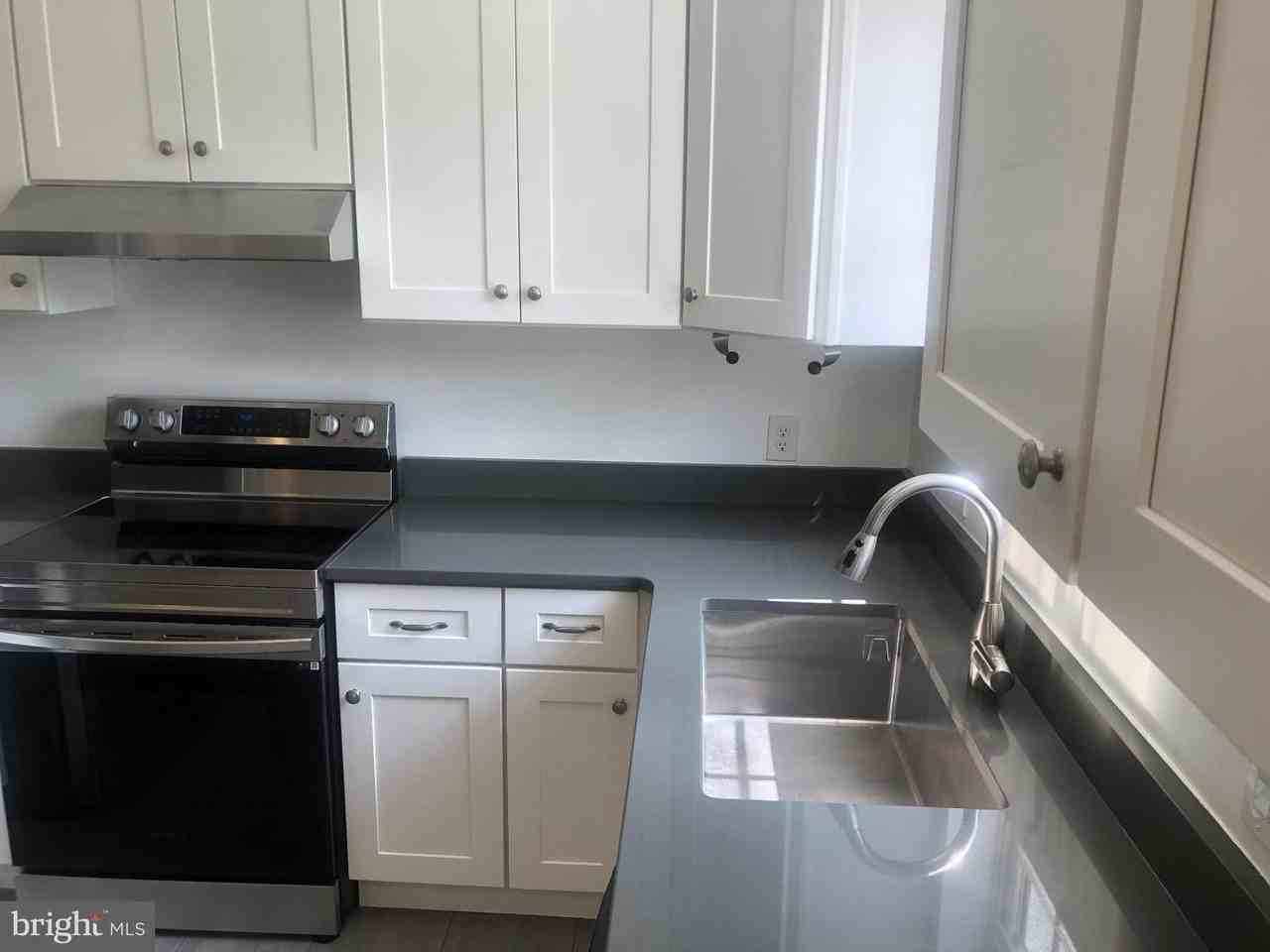 2707 S Walter Reed Dr - Photo 5 of 21