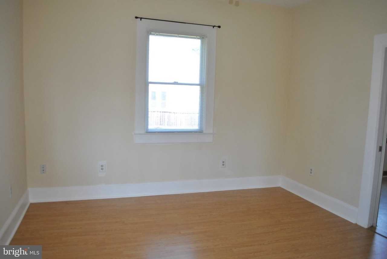 8611 Anderson Ave - Photo 4 of 21