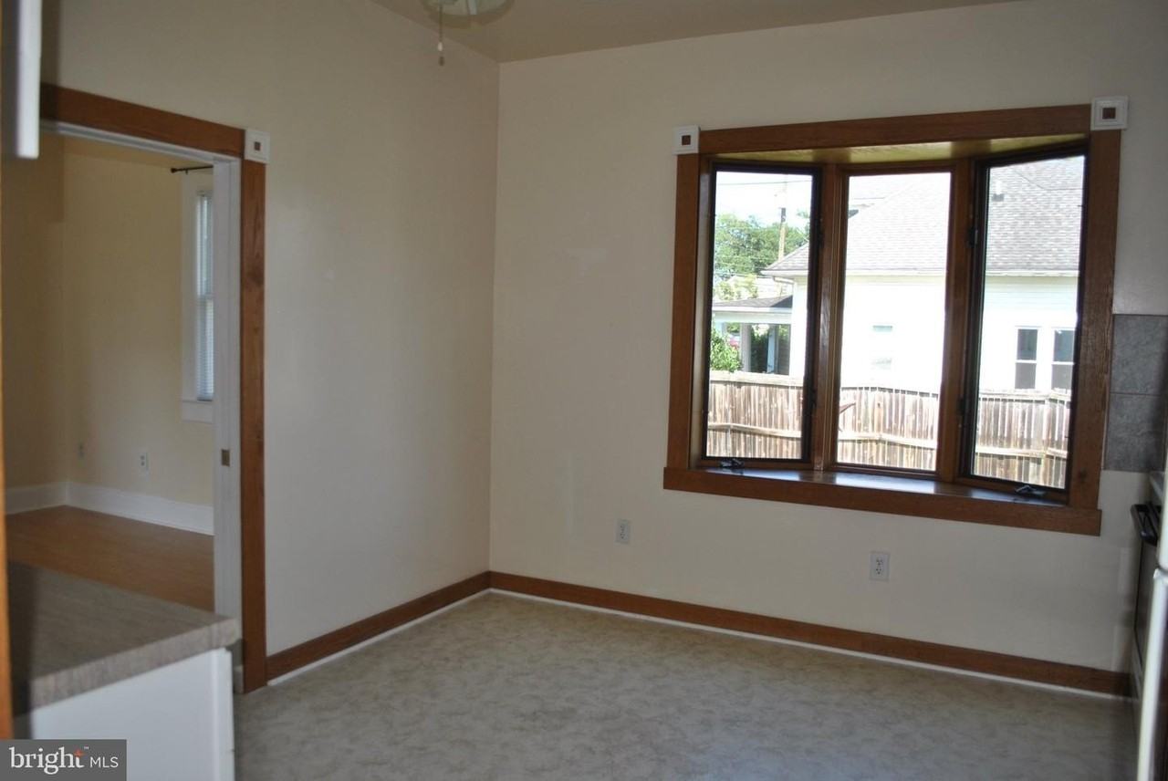 8611 Anderson Ave - Photo 7 of 21