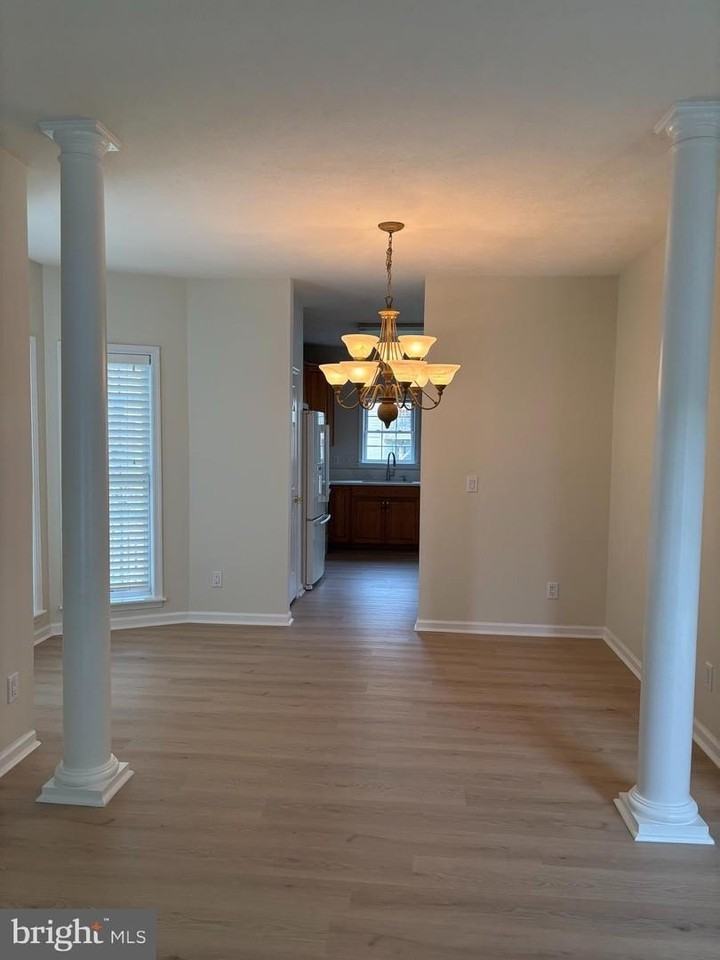 38 Hot Springs Way - Photo 7 of 32