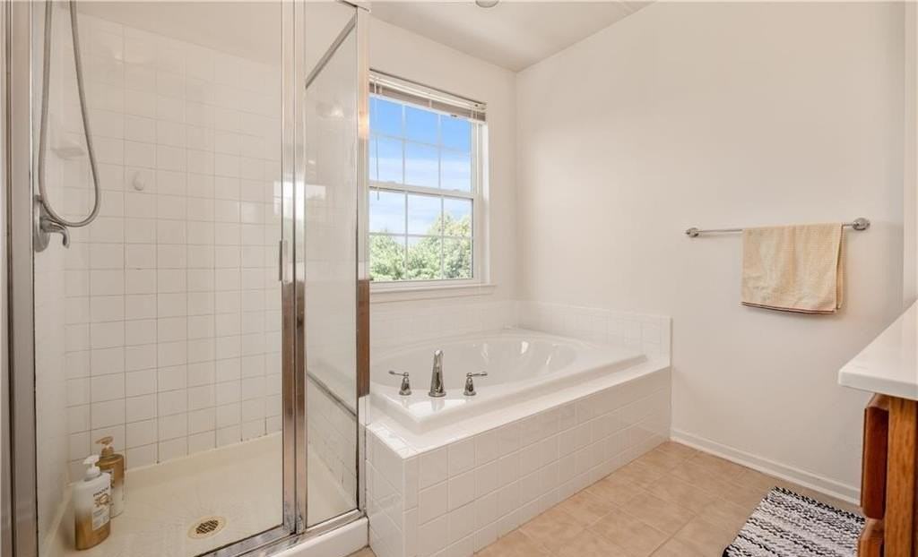 7835 Red Hawk Ct - Photo 3 of 6