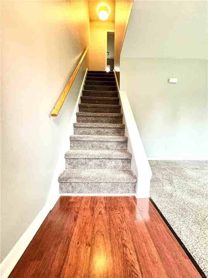 6210 Glen Ct - Photo 2 of 19