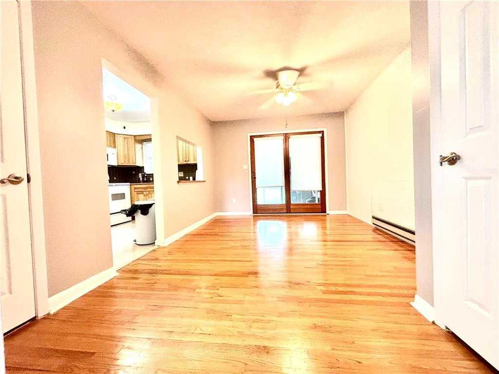 6210 Glen Ct - Photo 7 of 19