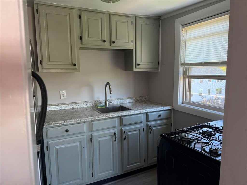 116 S 6th St #3 - Photo 6 of 13