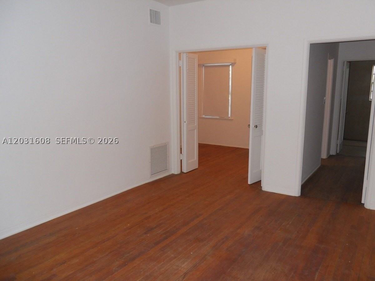 748 Euclid Ave #2 - Photo 3 of 3