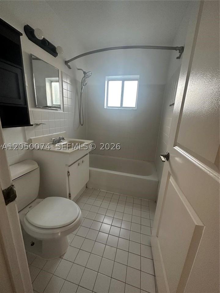 5743 Lincoln St #1 - Photo 5 of 6