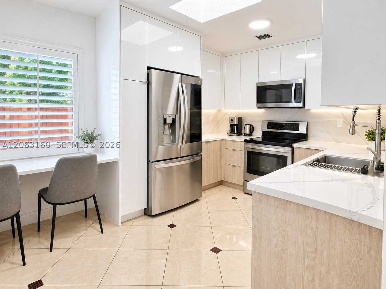 5744 Sw 54th Ter #0 - Photo 2 of 19