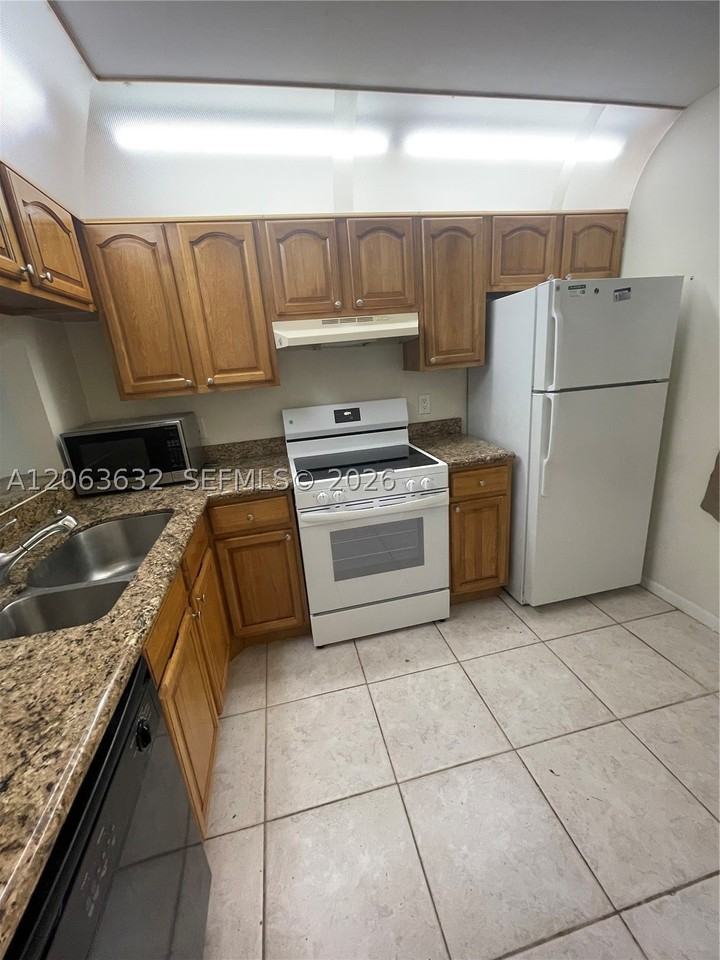 6796 Palmetto Cir S #101 - Photo 2 of 13