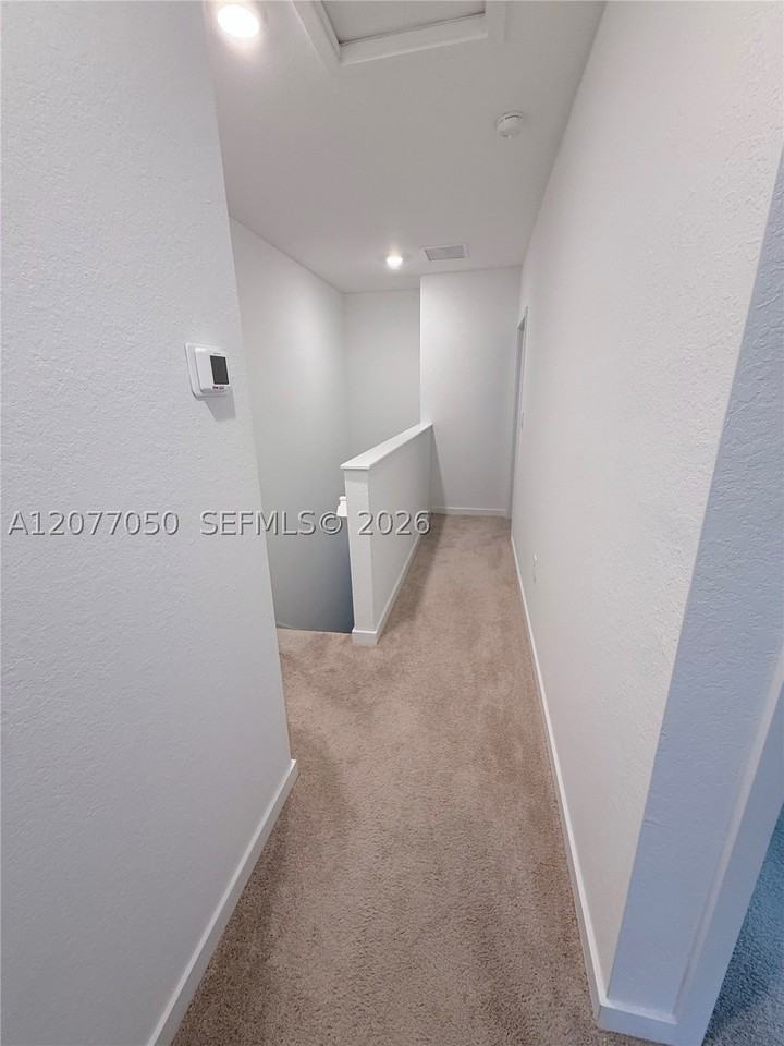 1443 Ne 3rd Ave #1443 - Photo 7 of 14