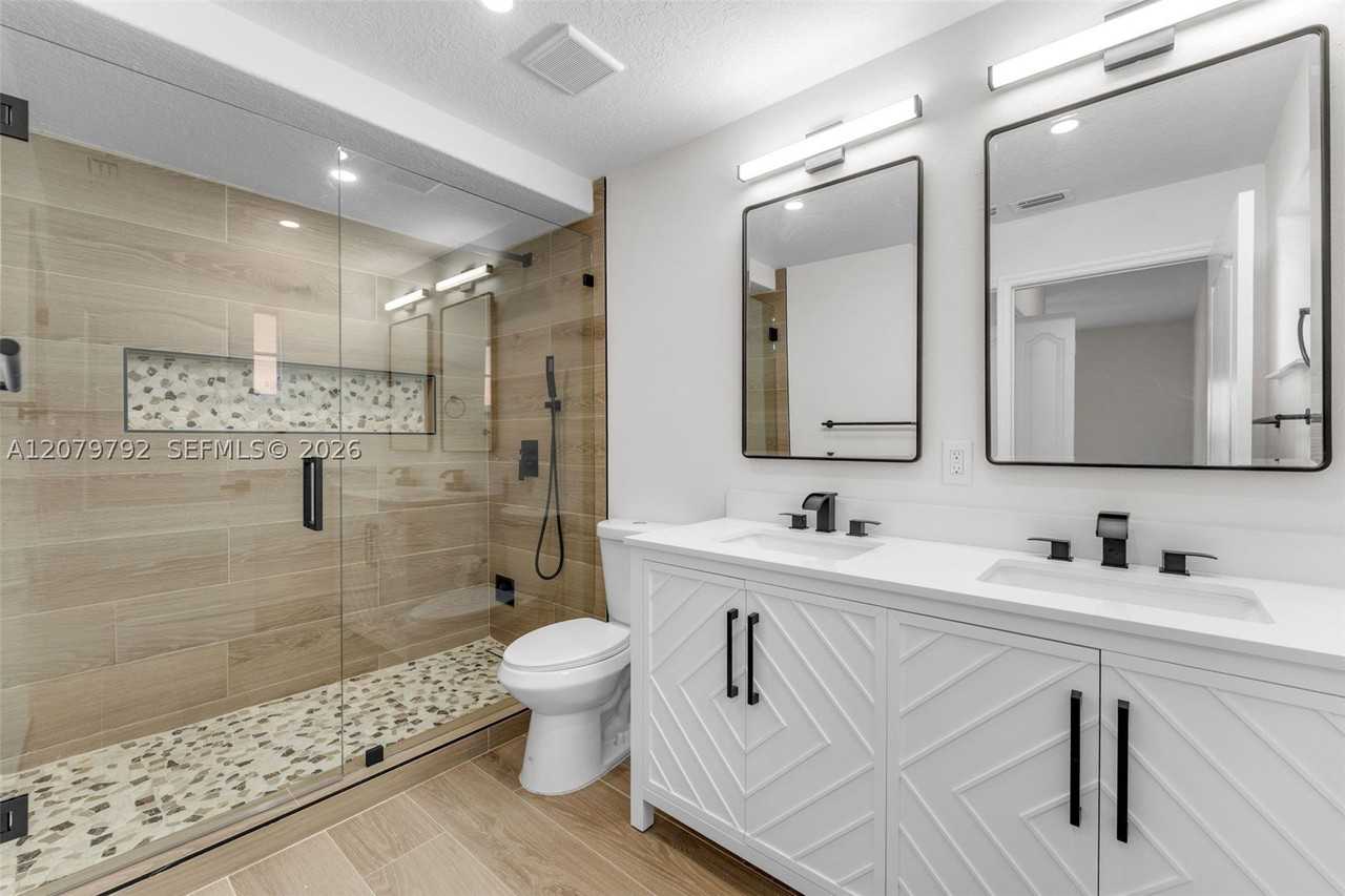 16264 Sw 55th Ter #0 - Photo 2 of 24