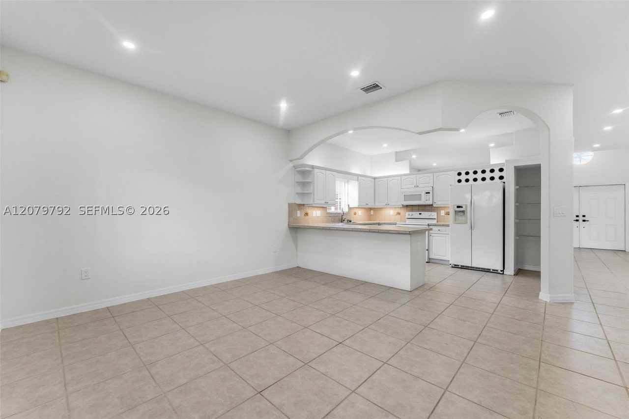 16264 Sw 55th Ter #0 - Photo 5 of 24