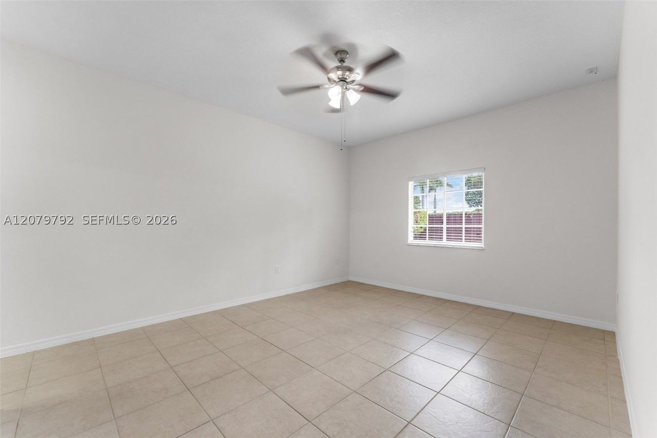 16264 Sw 55th Ter #0 - Photo 7 of 24