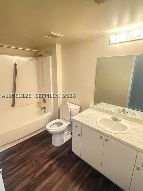8307 Coral Lake Ln #8307 - Photo 5 of 14