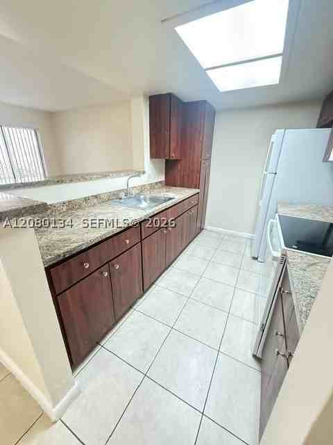 8335 Coral Lake Mnr #8335 - Photo 6 of 28
