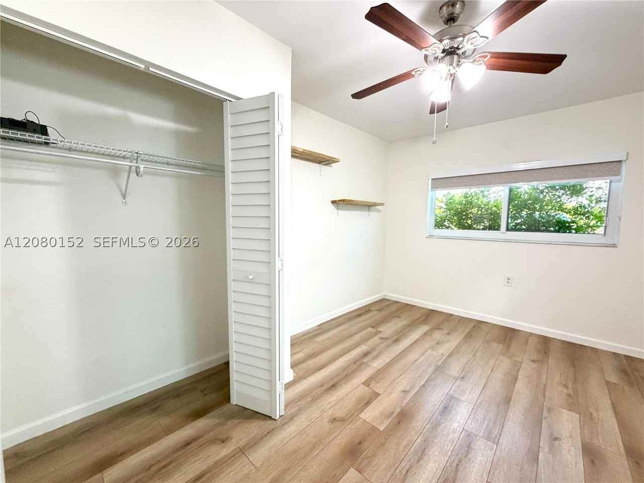 2625 Sw 67th Ave - Photo 2 of 8