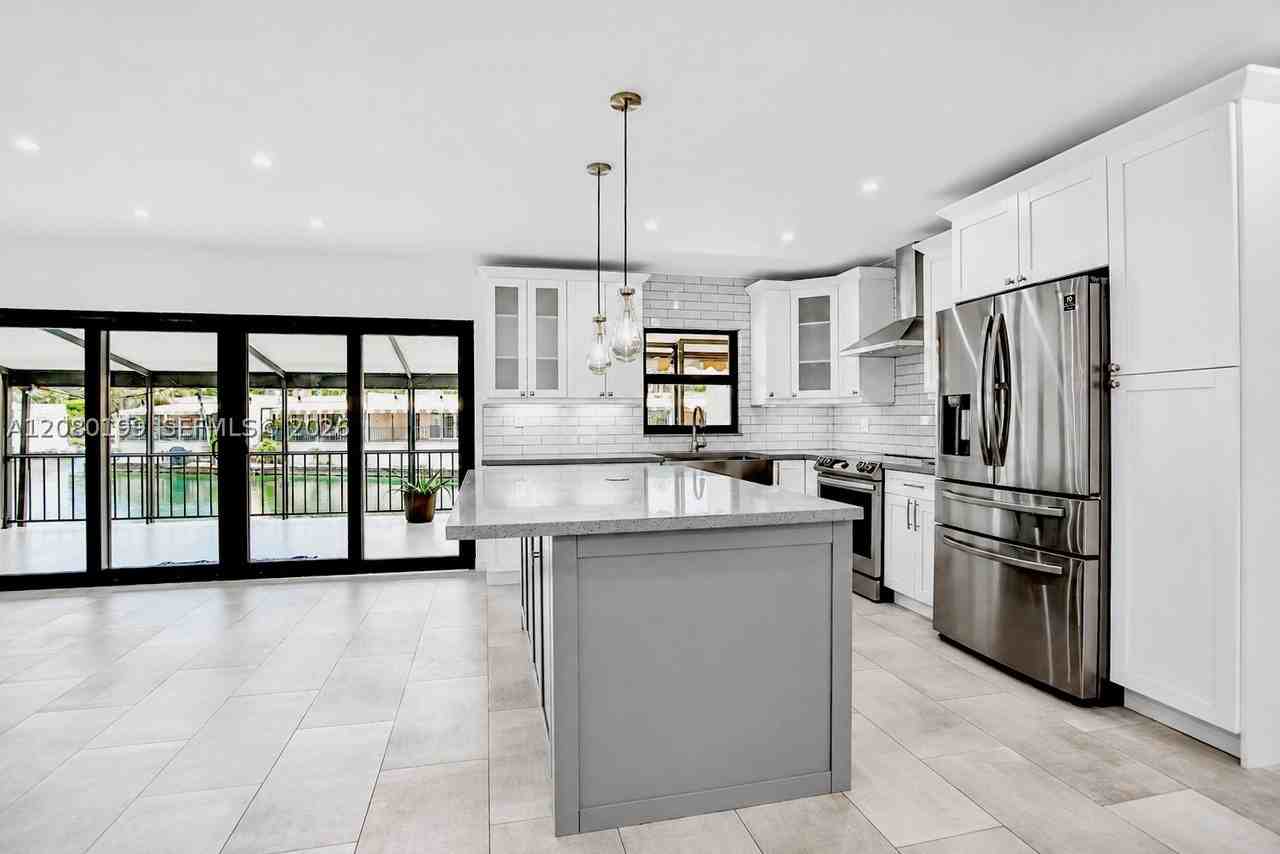 7020 Crown Gate Dr #7020 - Photo 4 of 24