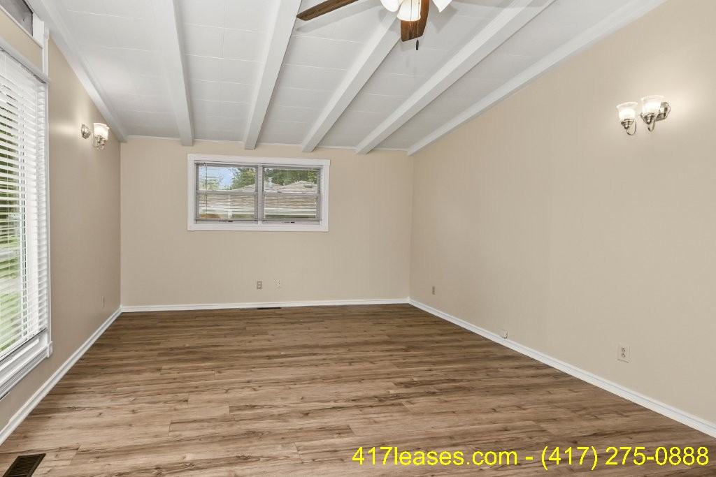 114 N Maplewood Ave #1 - Photo 6 of 44