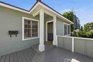 featured image of 942 Duncan Ave