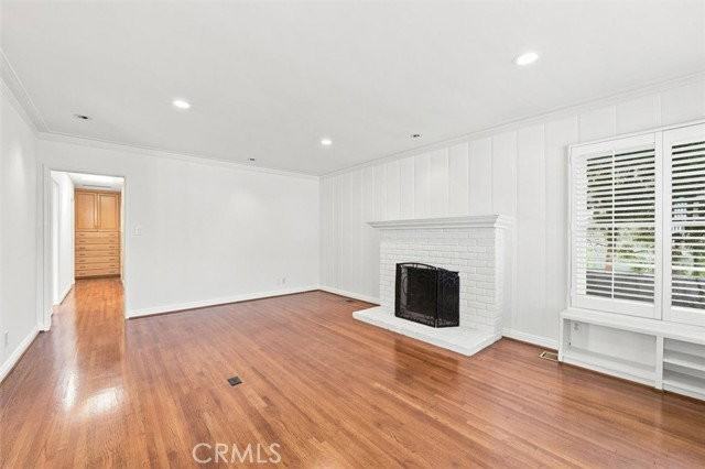 942 Duncan Ave - Photo 2 of 5