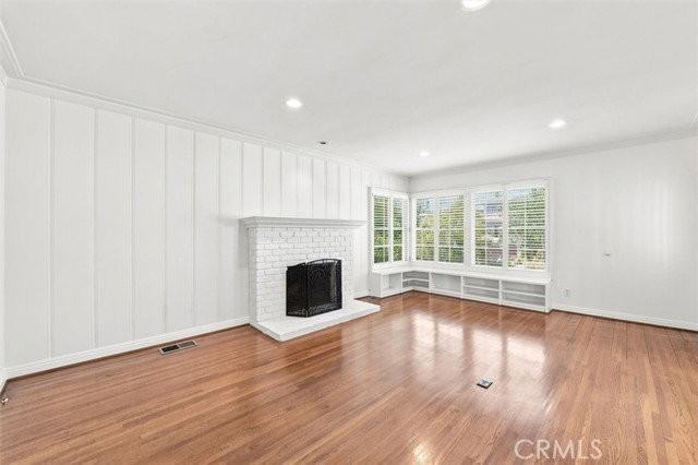 942 Duncan Ave - Photo 3 of 5