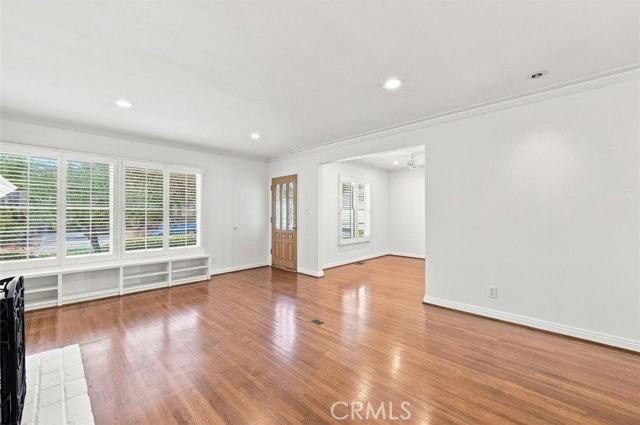 942 Duncan Ave - Photo 4 of 5
