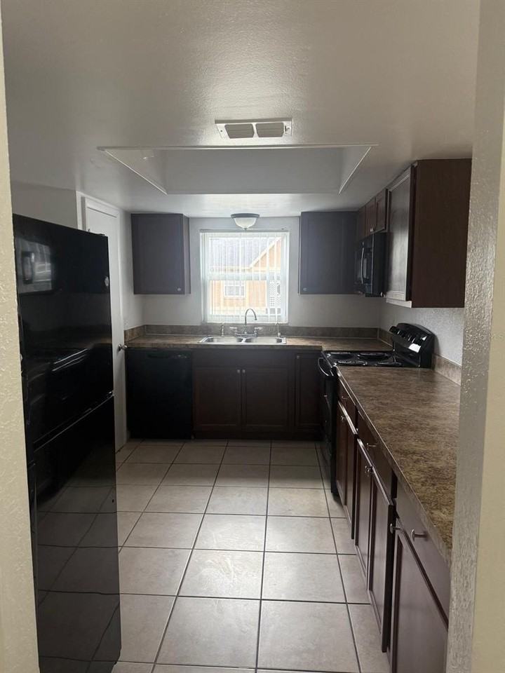 2401 Barley Club Dr #2 - Photo 6 of 18