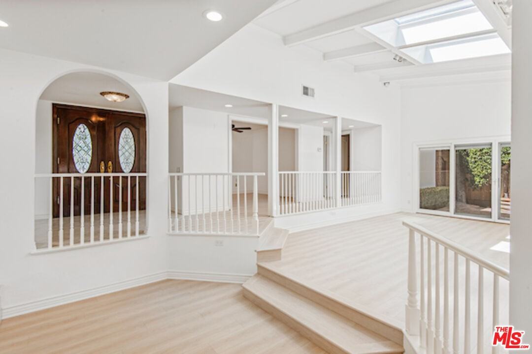 5496 Katherine Ave - Photo 2 of 8