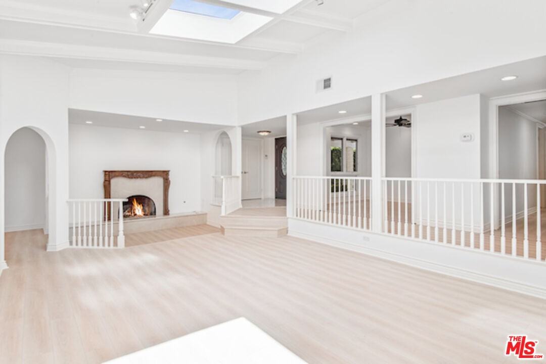 5496 Katherine Ave - Photo 7 of 8