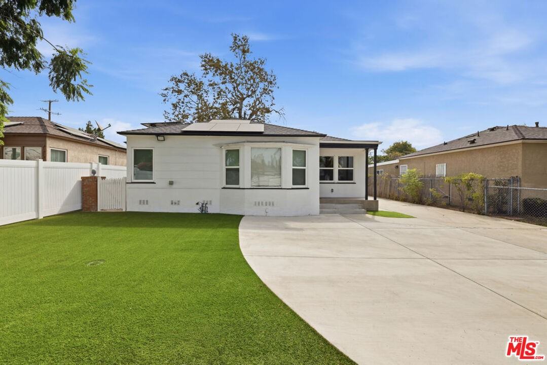 6328 Camellia Ave - Photo 6 of 8