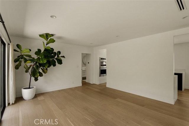 9846 Cabanas Ave - Photo 2 of 8