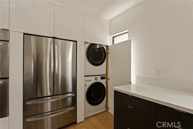 9846 Cabanas Ave - Photo 4 of 8