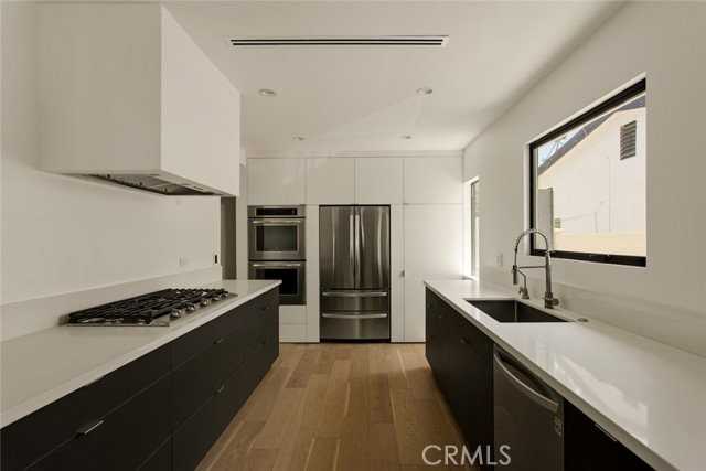 9846 Cabanas Ave - Photo 5 of 8