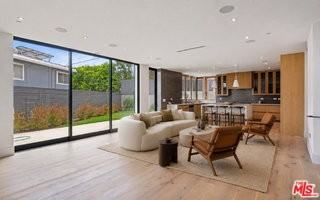 1030 Centinela Ave - Photo 6 of 8