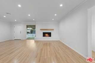 3760 Beethoven St - Photo 4 of 6