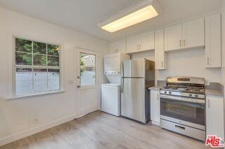 4177 Ince Blvd - Photo 7 of 8