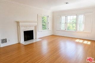 9935 Durant Dr - Photo 3 of 8