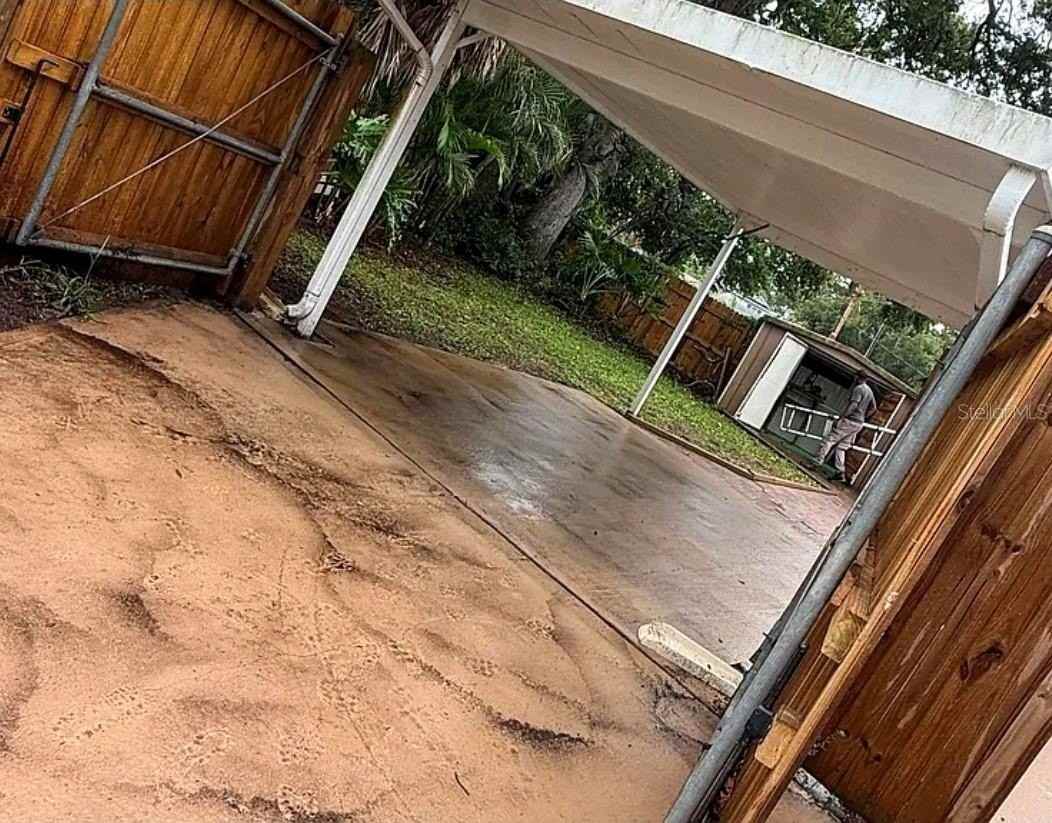 2735 Boca Ciega Dr N - Photo 4 of 8