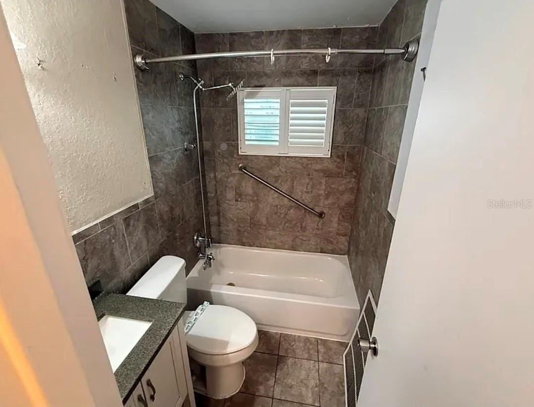 2735 Boca Ciega Dr N - Photo 6 of 8