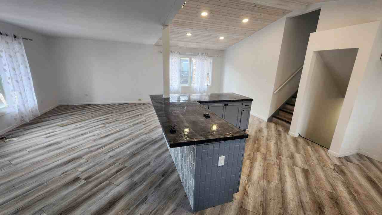 638 Calhoun Ave - Photo 6 of 27