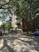 2511 W Moffat St #201 - Photo 1 of 1