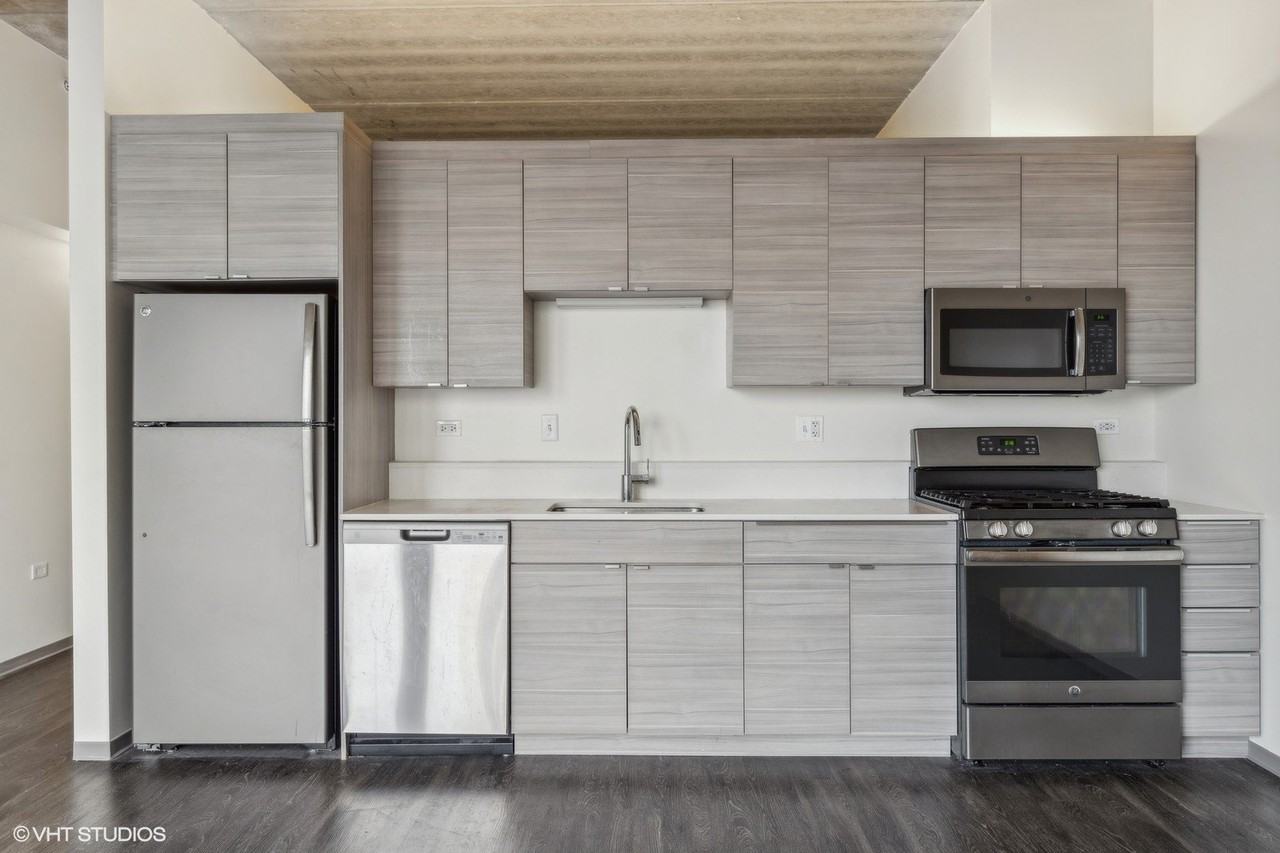 1920 N Milwaukee Ave #205 - Photo 5 of 7