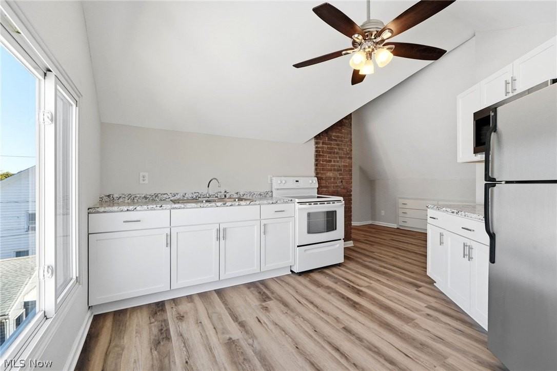 1293 Jackson Ave #UP - Photo 4 of 13