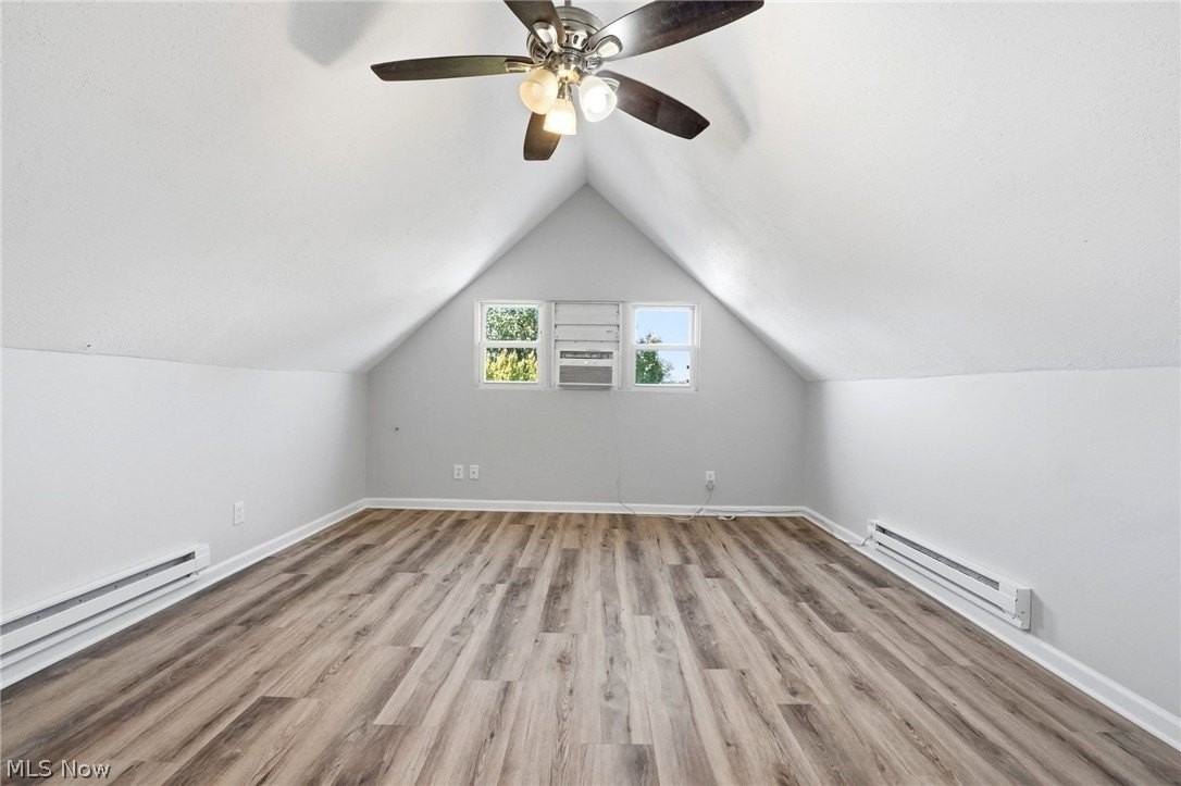 1293 Jackson Ave #UP - Photo 6 of 13