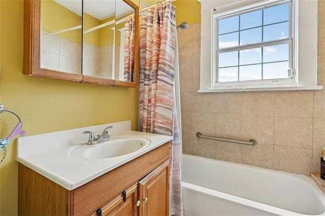4903 Willow St - Photo 6 of 10