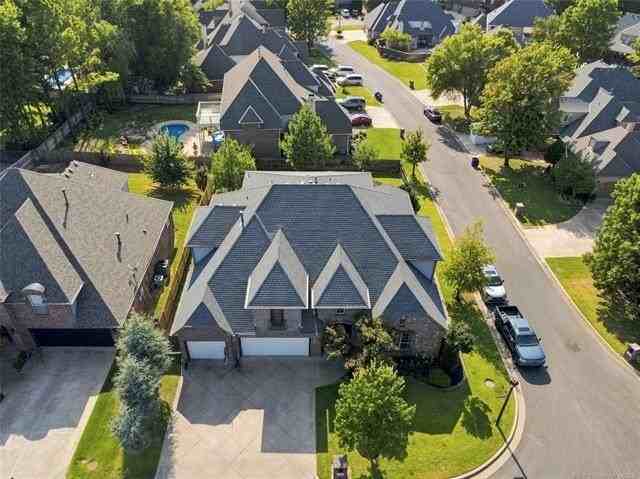 9944 S 79th East Ave - Photo 4 of 50